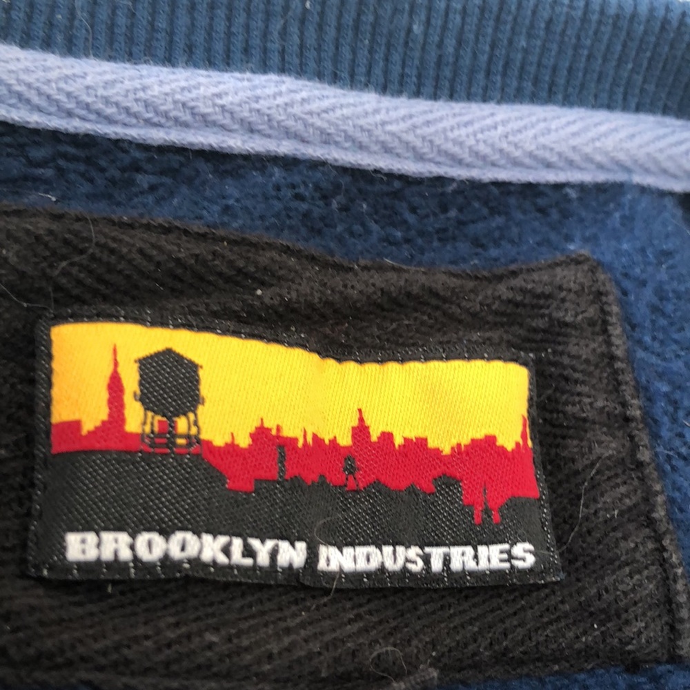 Brooklyn Industries “flipped” crewneck sweatshirt - Picture 2 of 4